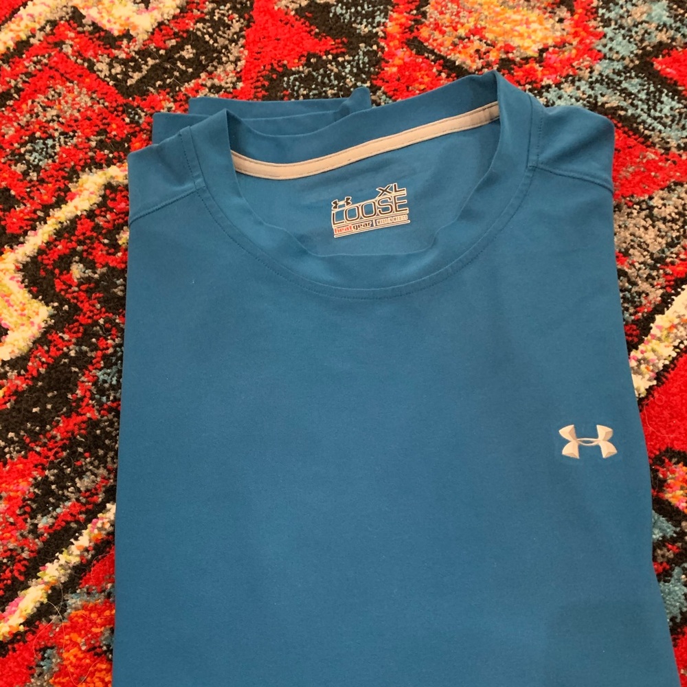 Short sleeve loose under armour heat gear tee
